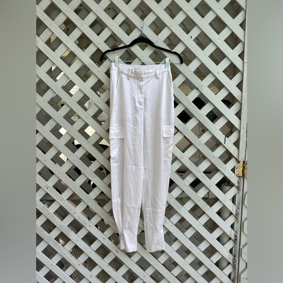 ❤️Aritzia Babaton Refined Cargo Pant - Picture 2 of 10